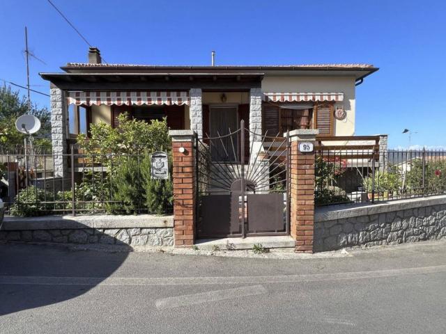 Appartamento in vendita a San Piero in Campo, Sant'Ilario