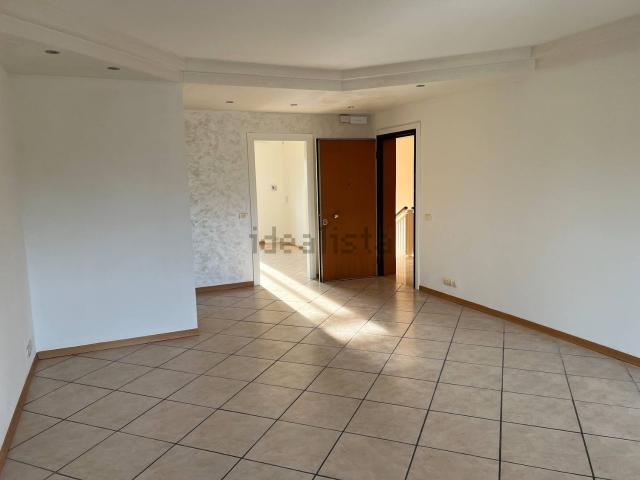 Appartamento in vendita a San Giovanni Al Natisone, Friuli-Venezia Giulia