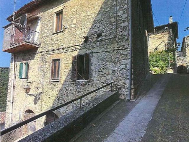 Appartamento in vendita a Borgorose, Lazio