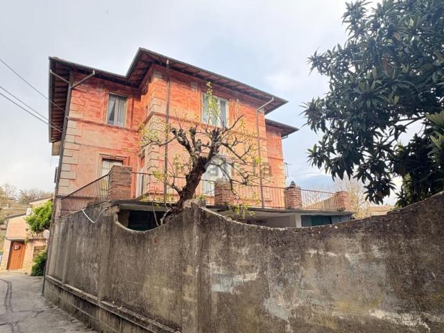 Appartamento in vendita a Cenerente, Umbria