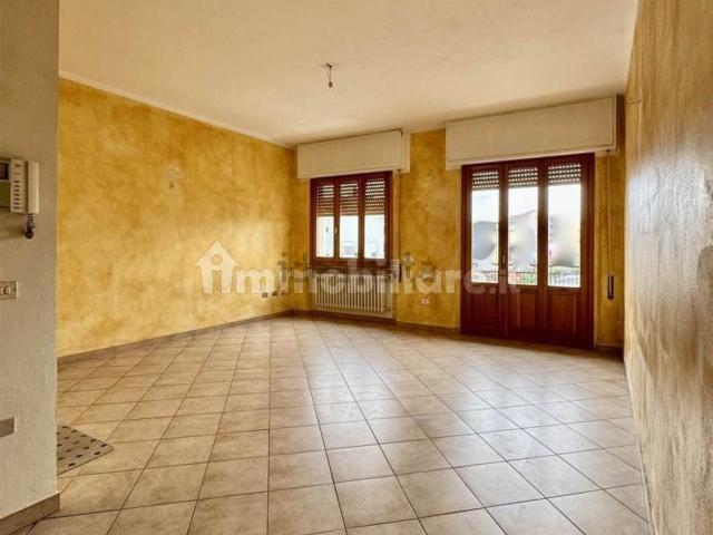 Appartamento in vendita a Centro Direzionale, Prato