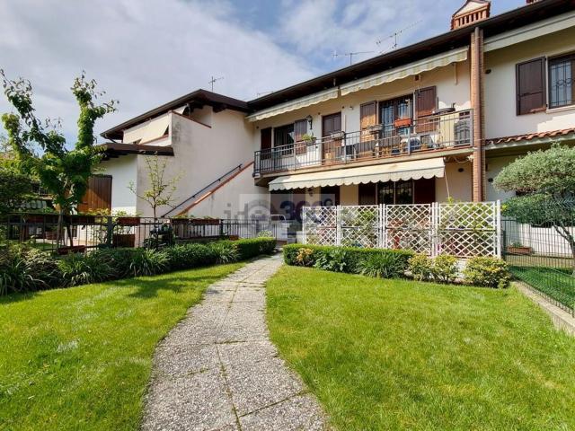 Appartamento in vendita a Adro, Lombardia