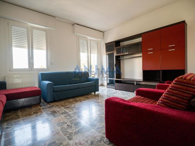 Appartamento in vendita a Ostiglia, Lombardia