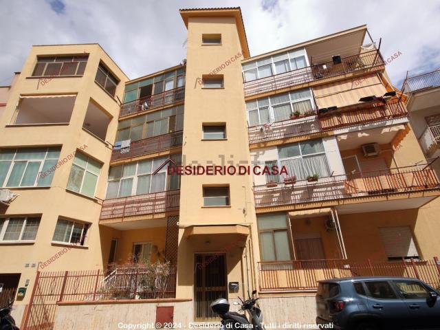 Appartamento in vendita a Bagheria, Sicilia