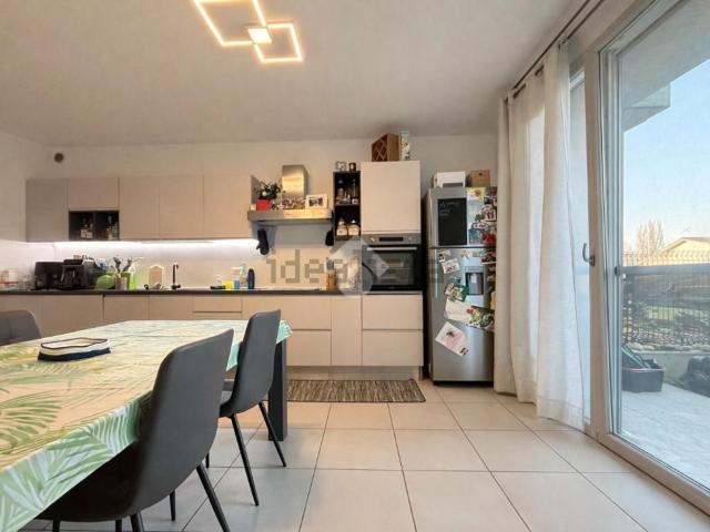 Appartamento in vendita a Pradelle, Nogarole Rocca