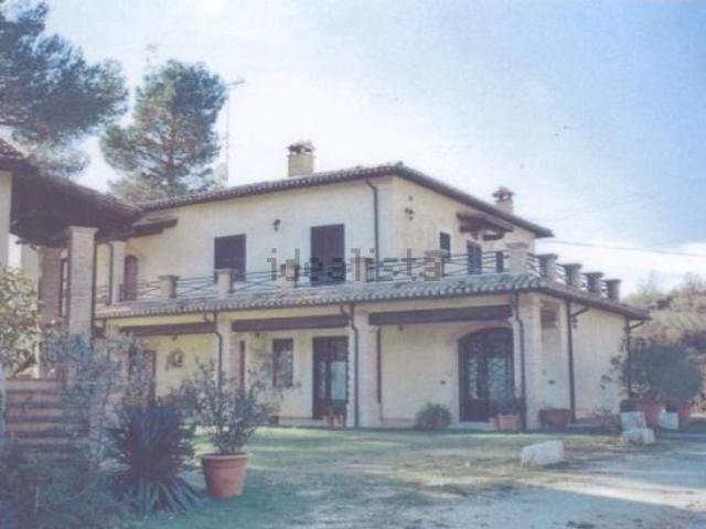 Appartamento in vendita a Vacone, Lazio