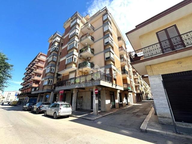 Appartamento in vendita a Puglia, Bari