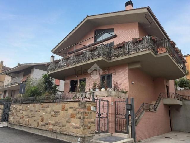 Appartamento in vendita a Mezzocammino, Roma