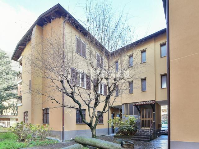 Appartamento in vendita a Lezza, Ponte Lambro