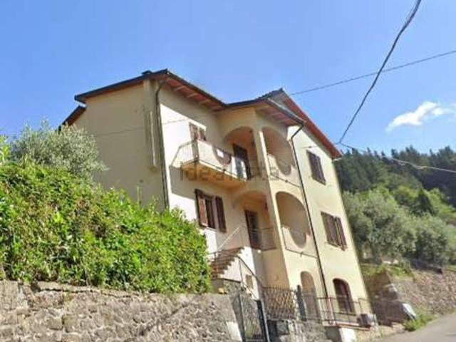 Appartamento in vendita a Vernio