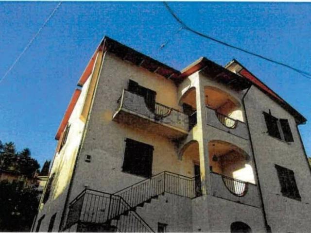Appartamento in vendita a Vernio