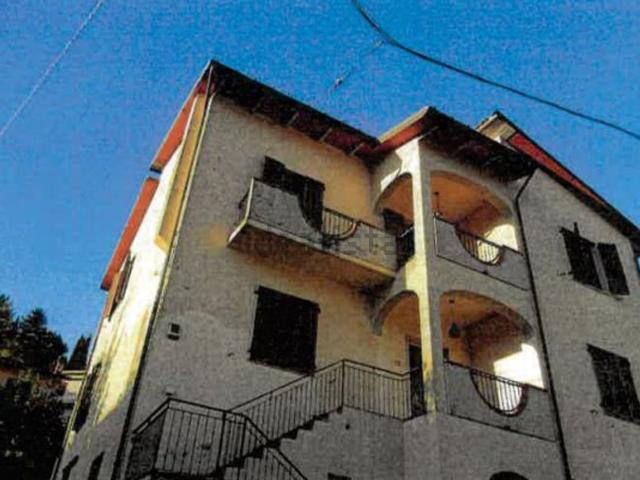 Appartamento in vendita a Vernio