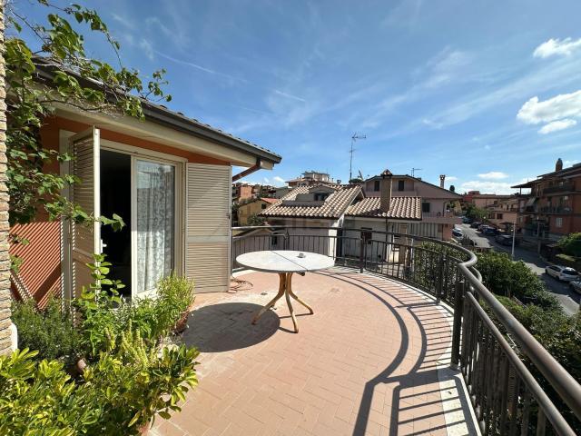Appartamento in vendita a Tor Lupara, Roma Capitale