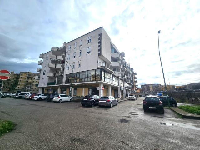 Appartamento in vendita a Benevento, Campania