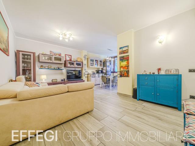 Appartamento in vendita a Melzo, Lombardia