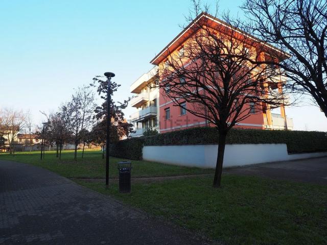 Appartamento in vendita a Inzago, Lombardia