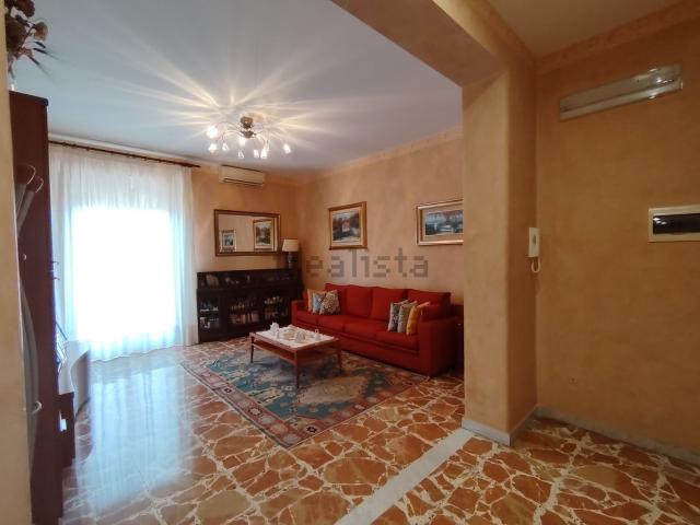 Appartamento in vendita a Sciarelle, Acireale