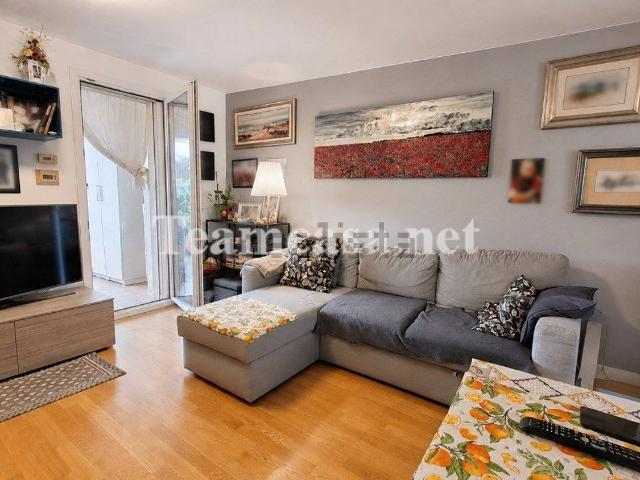 Appartamento in vendita a Torraccia, Marche