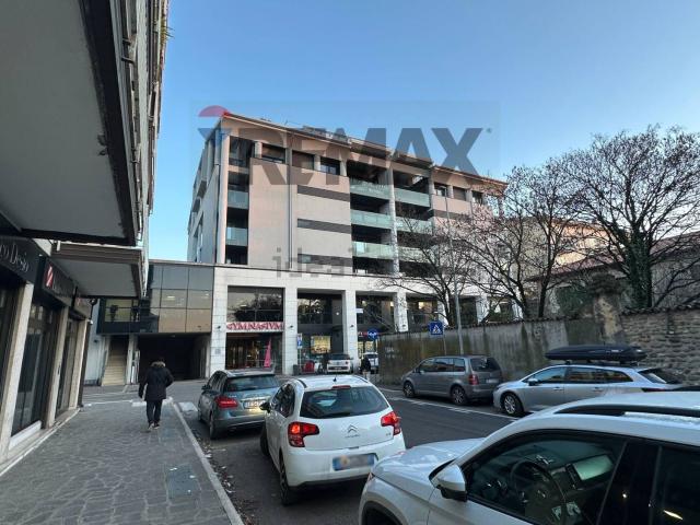 Appartamento in vendita a Villafranca Di Verona, Veneto