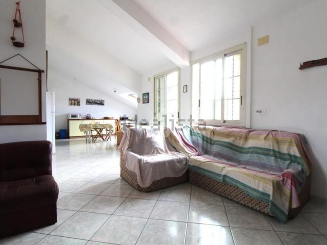 Appartamento in vendita a Calabria, Reggio Calabria
