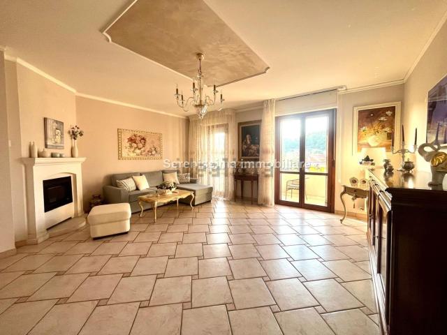Appartamento in vendita a Vallefoglia, Marche