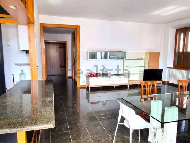 Appartamento in vendita a Marina centro, Marche