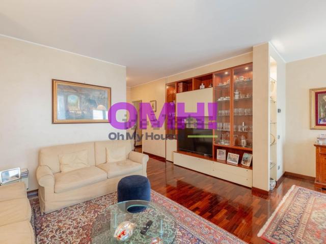 Appartamento in vendita a Centro, Gallarate