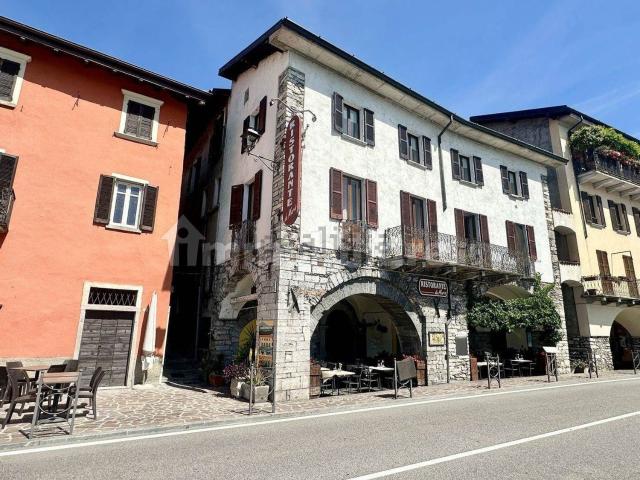 Appartamento in vendita a Dongo, Lombardia