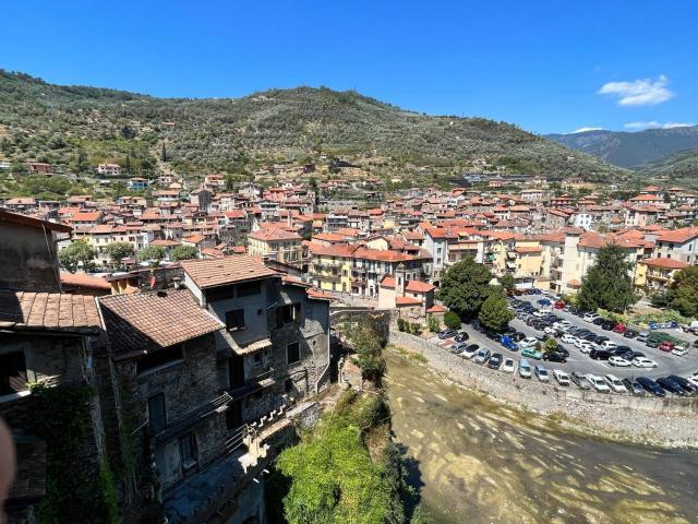 Appartamento in vendita a Dolceacqua, Liguria