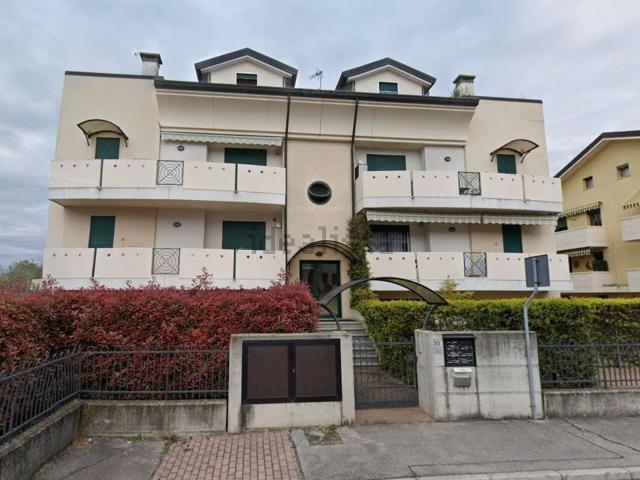Appartamento in vendita a Carpanedo, Albignasego