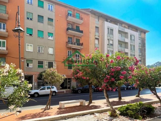 Appartamento in vendita a Imperia, Liguria