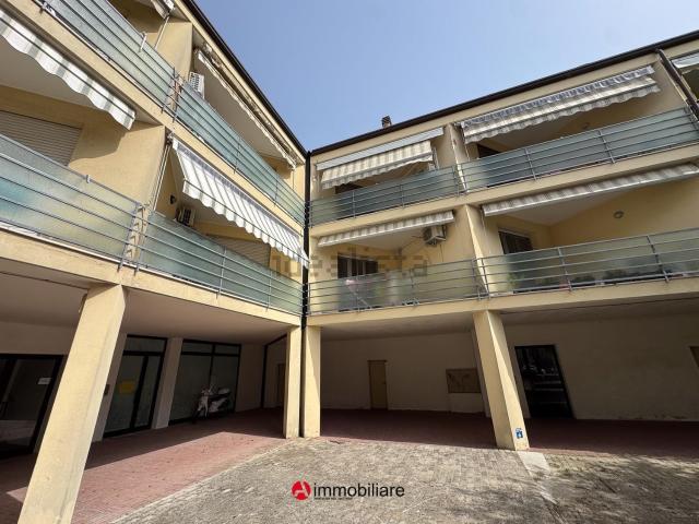 Appartamento in vendita a Rimini, Reggio Emilia