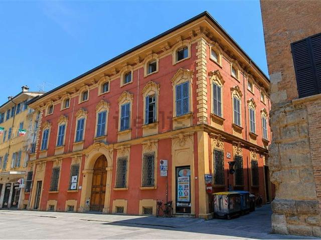 Appartamento in vendita a San Francesco-Giardini Pubblici, Re