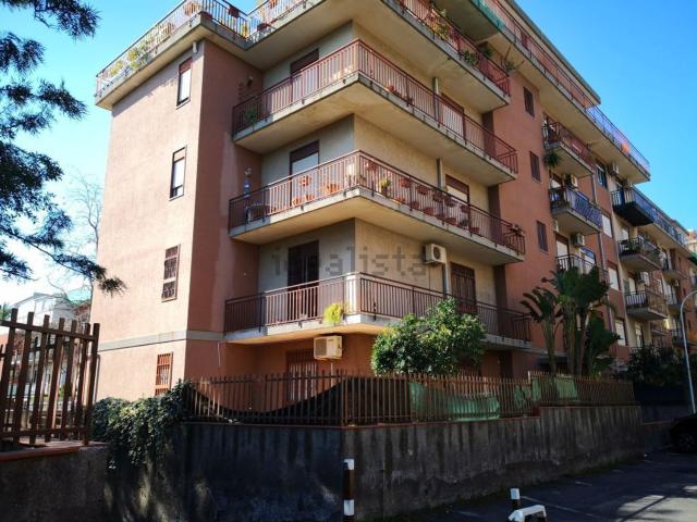 Appartamento in vendita a Picanello-Ognina-Barriera-Canalicchio, Catania