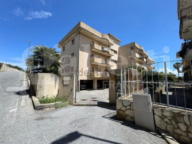 Appartamento in vendita a Casa Bianca, Messina
