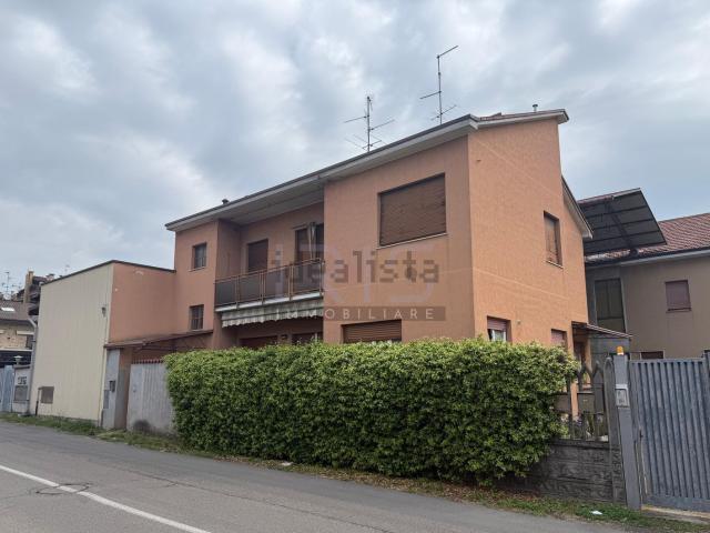 Appartamento in vendita a Binzago, Cesano Maderno