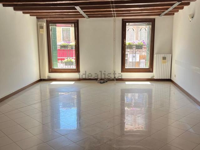Appartamento in vendita a Venezia-Murano-Burano, Venezia