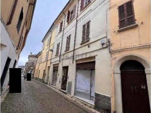 Appartamento in vendita a Lugagnano Val D'arda, Reggio Emilia