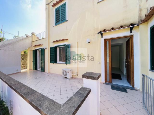 Appartamento in vendita a Barano D'ischia, Campania