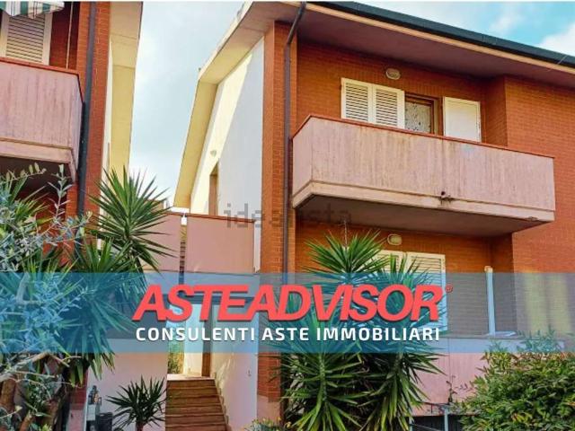 Appartamento in vendita a Collesalvetti, Livorno