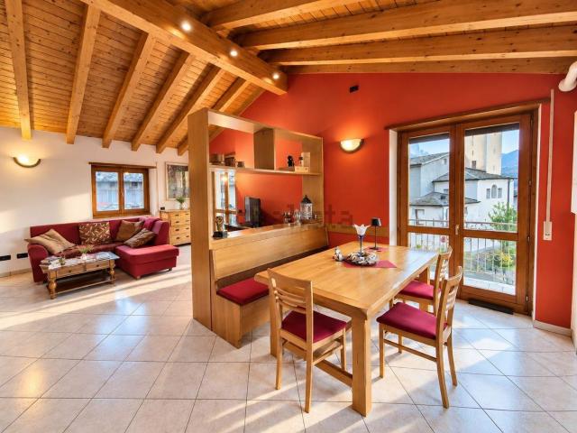 Appartamento in vendita a Cedrasco, Lombardia