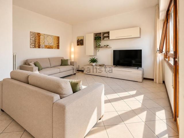 Appartamento in vendita a Pontedera, Pisa
