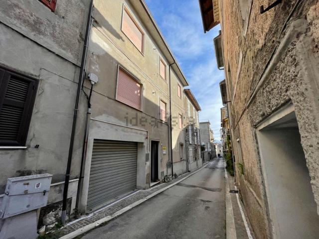 Appartamento in vendita a Ceccano, Lazio