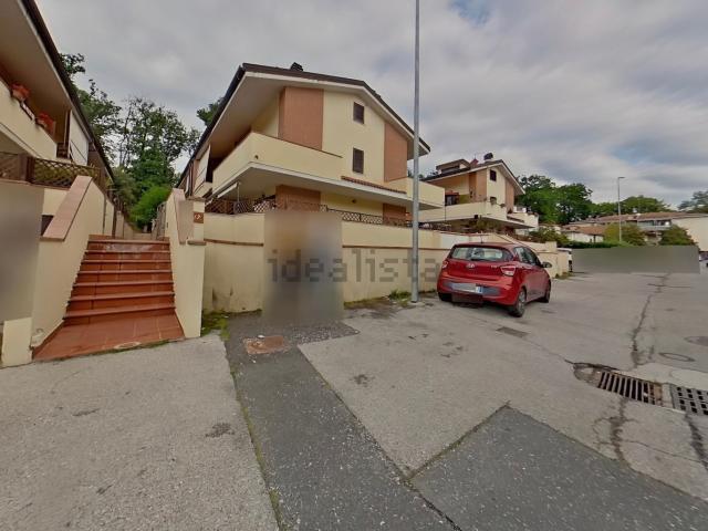 Appartamento in vendita a Collesalvetti, Toscana