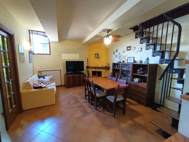 Appartamento in vendita a Le Grazie, Colle Di Val D'elsa