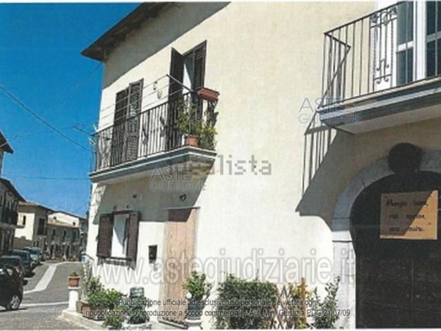 Appartamento in vendita a Picenze, Barisciano