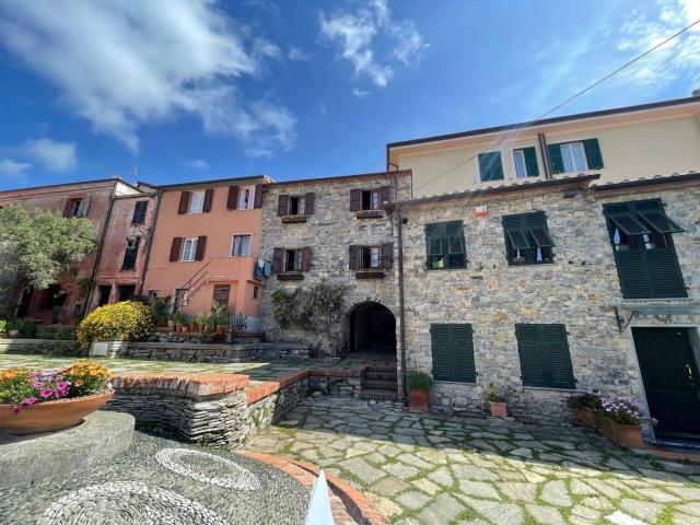 Appartamento in vendita a Ameglia, Liguria
