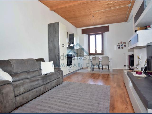 Appartamento in vendita a Casale Litta, Lombardia