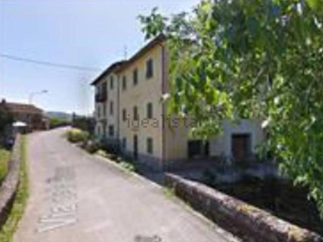 Appartamento in vendita a Pratovecchio Stia, Stia