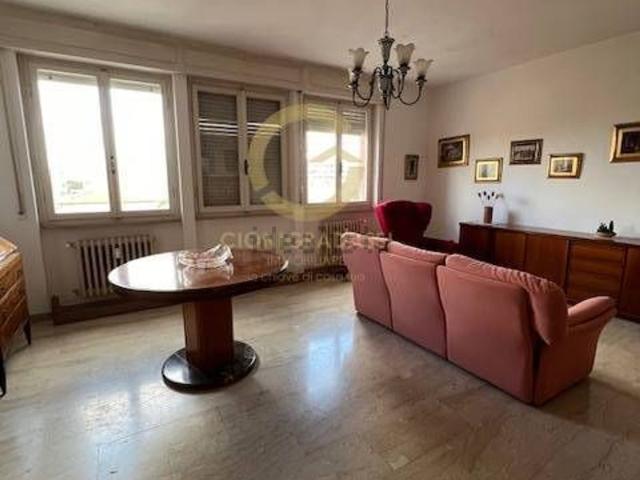 Appartamento in vendita a Livorno